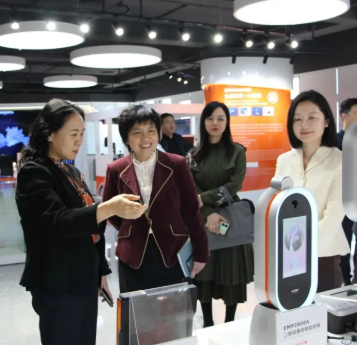 深圳市委外办莅临黄瓜视频在线免费观看科技调研指导工作